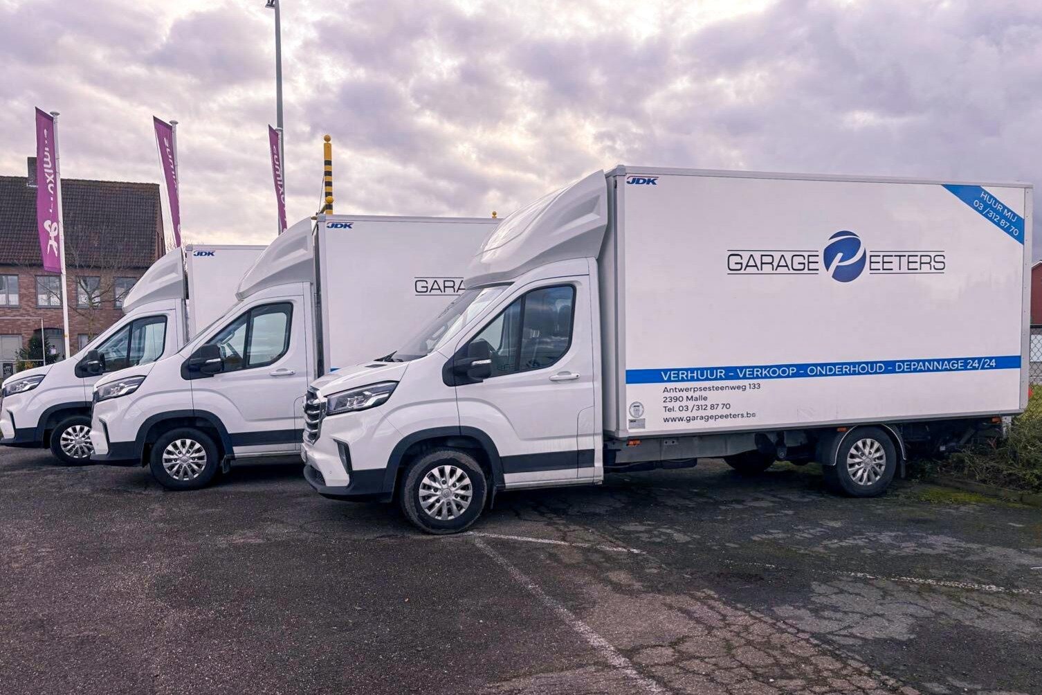 Bestelwagens en Meubelbakken