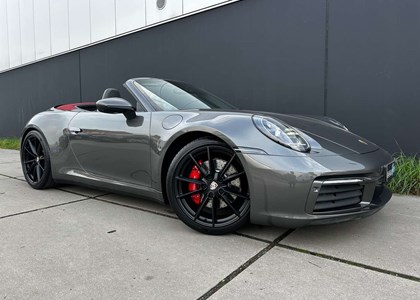 Porsche 992